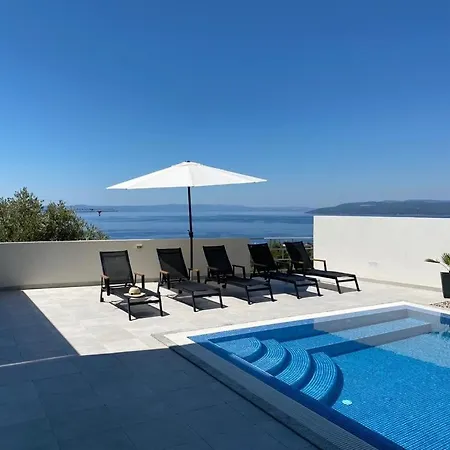 Noura In Makarska, Private Pool,gym فيلة