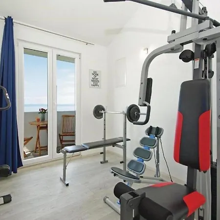 Noura In Makarska, Private Pool,gym ماكارسكا