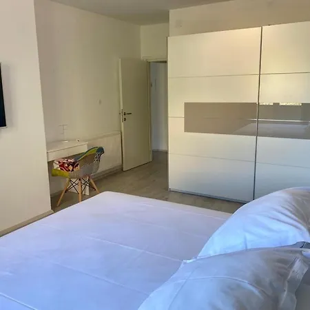 Noura In Makarska, Private Pool,gym فيلة *