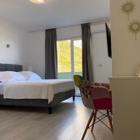 Noura In Makarska, Private Pool,gym فيلة ماكارسكا