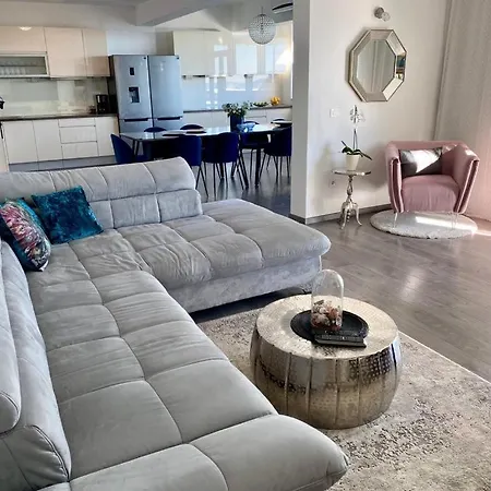 Noura In Makarska, Private Pool,gym ماكارسكا